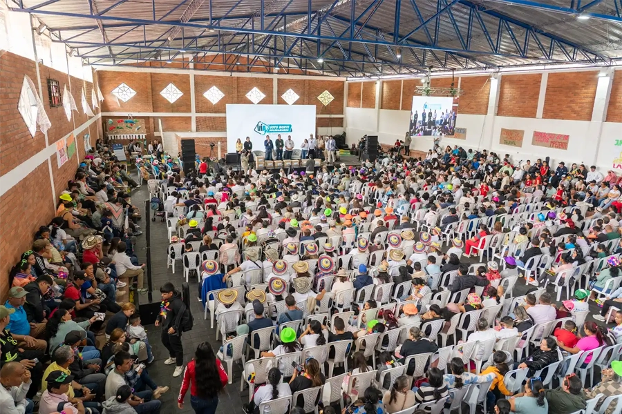 Más de 3.500 personas se reunieron en California para el Gran Balance del Acuerdo Social de Soto Norte